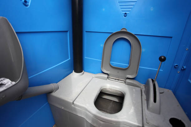 Best Luxury portable toilet rental  in Garden Plain, KS